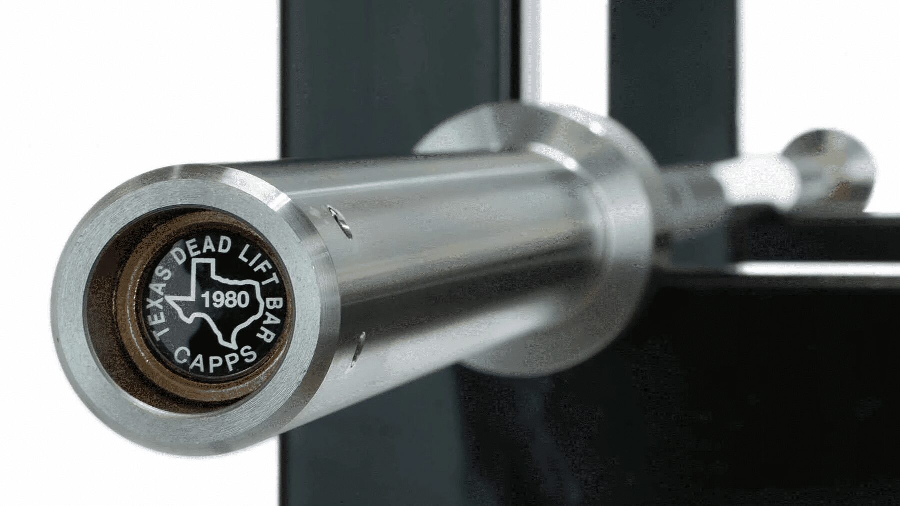 texas deadlift bar closeup of sleeves and endcap