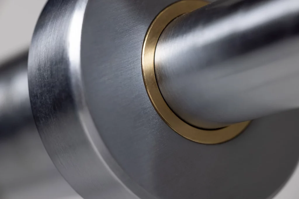 rep curl bar closeup